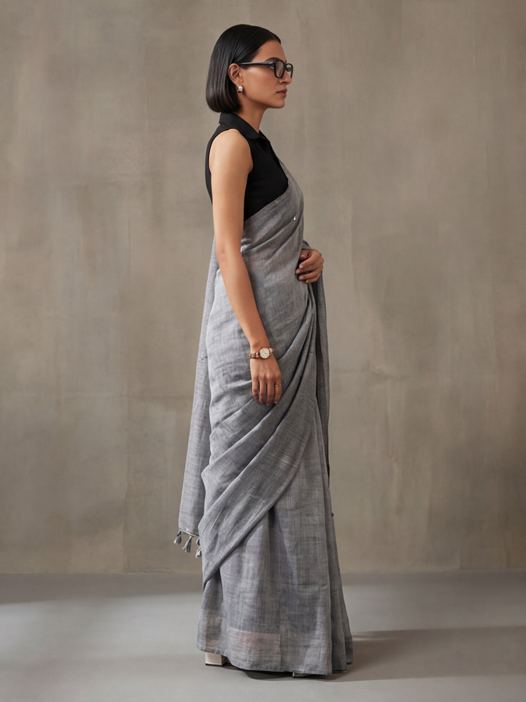 Solid Pure Cotton Saree with Unstiched Blouse