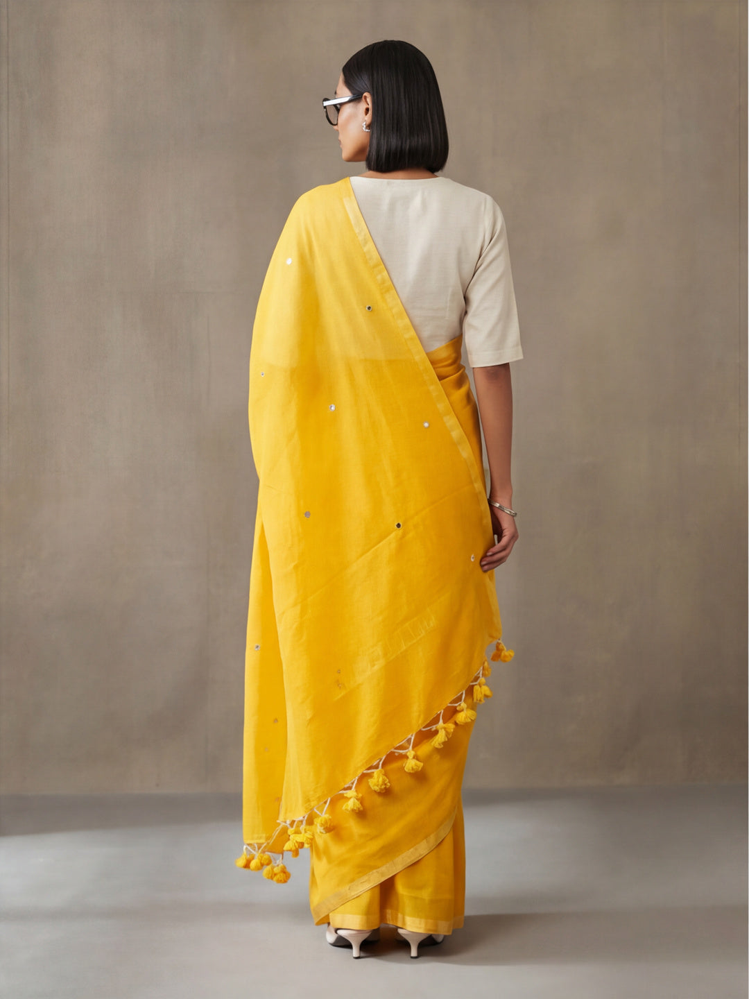 Solid Pure Cotton Saree with Unstiched Blouse