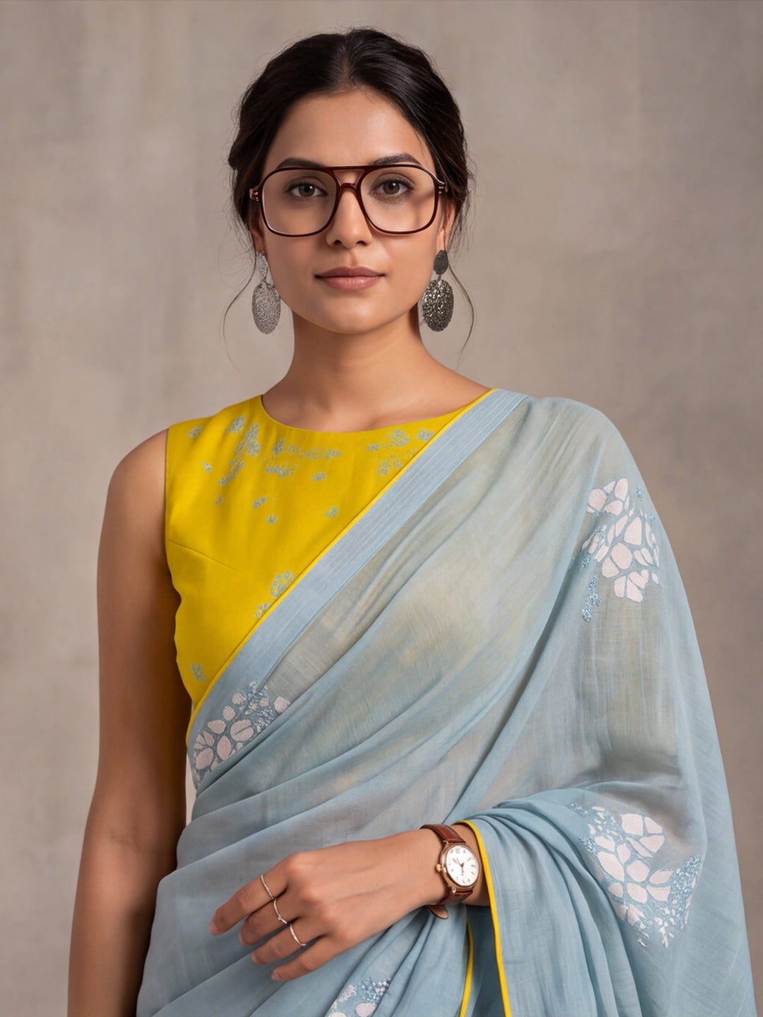 Digitally Printed Abstract & Floral Mul Cotton Saree with Contrast Blouse