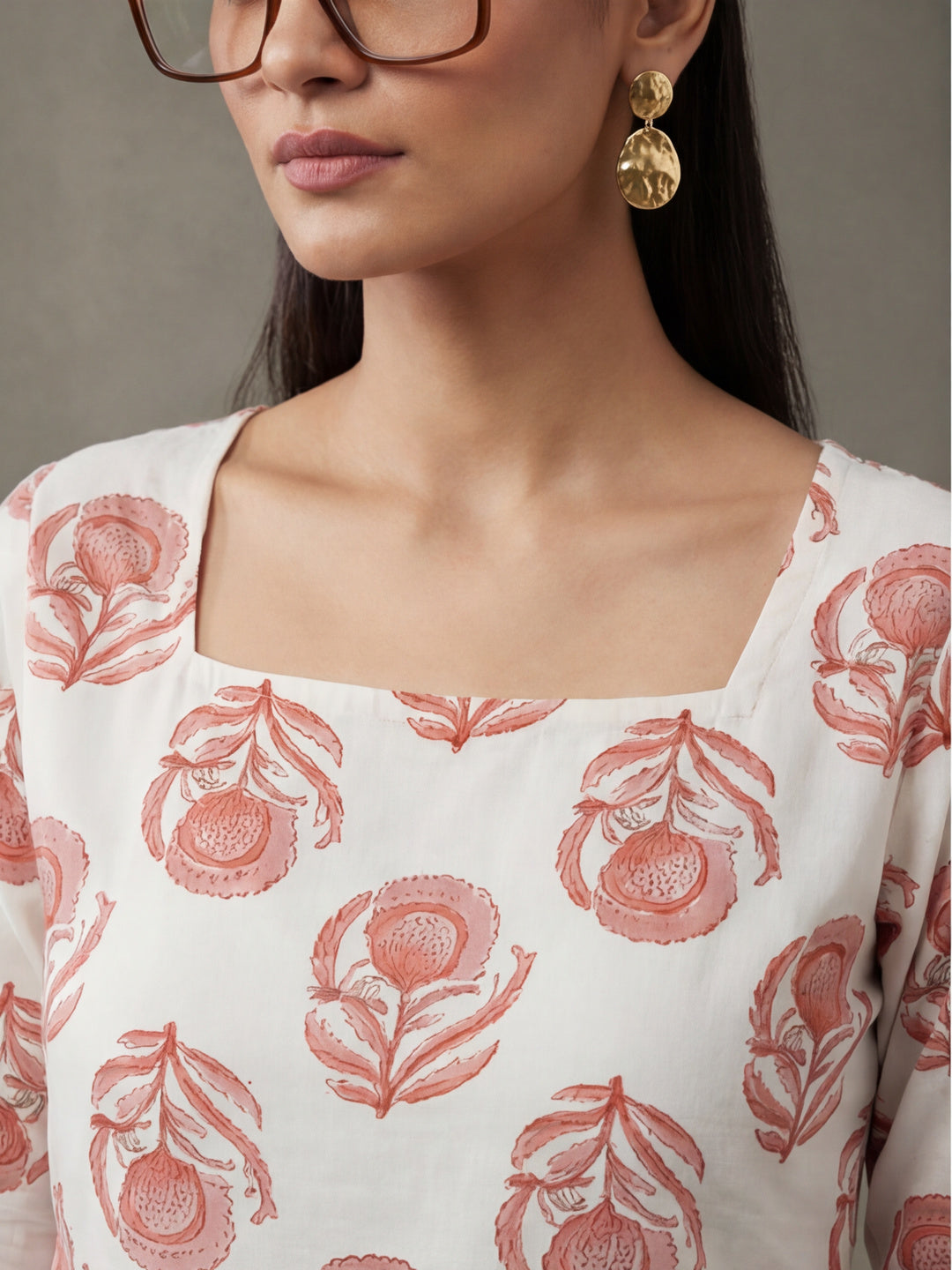 Women Printed Square Neck Fancy Tunic Top with Full Sleeves