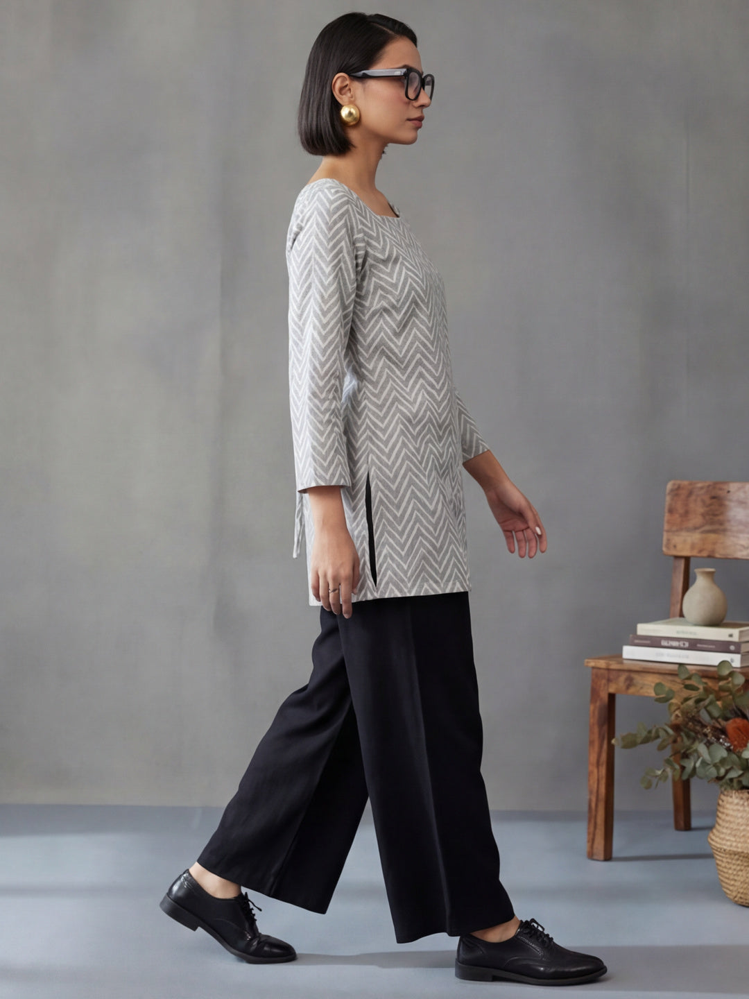 Women Printed Square Neck Fancy Tunic Top with Full Sleeves