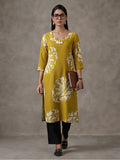 Floral Embroidered Straight Pure Cotton Kurta