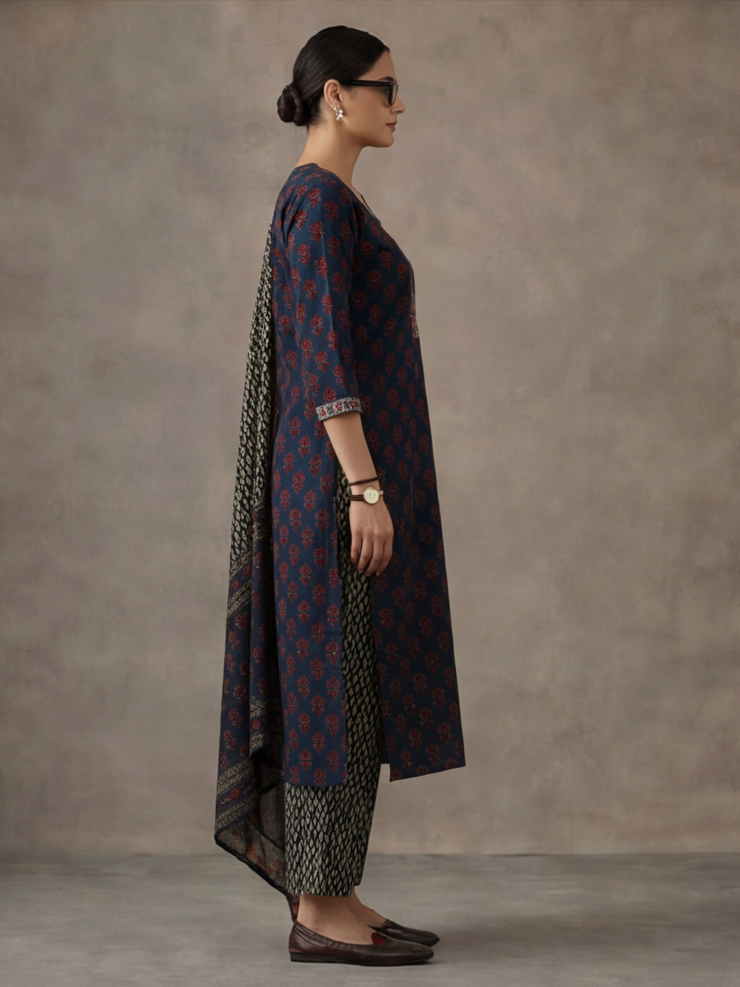 Embroidered Pure Cotton Floral Kurta Sets With Dupatta