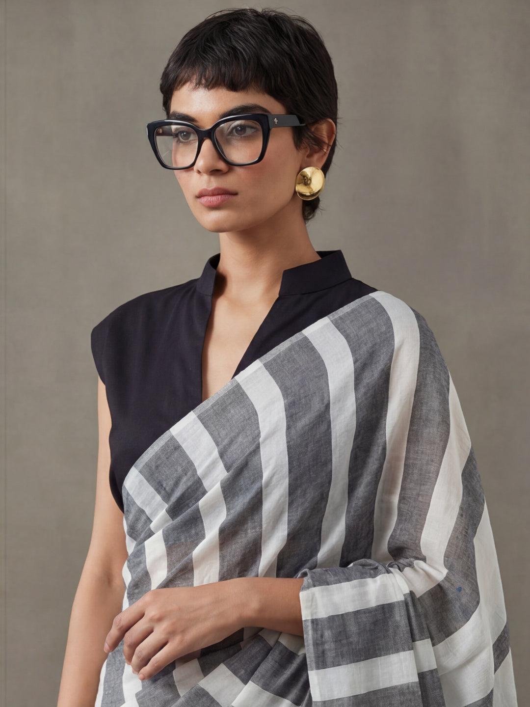 Striped Pure Linen Saree with Unstiched Blouse