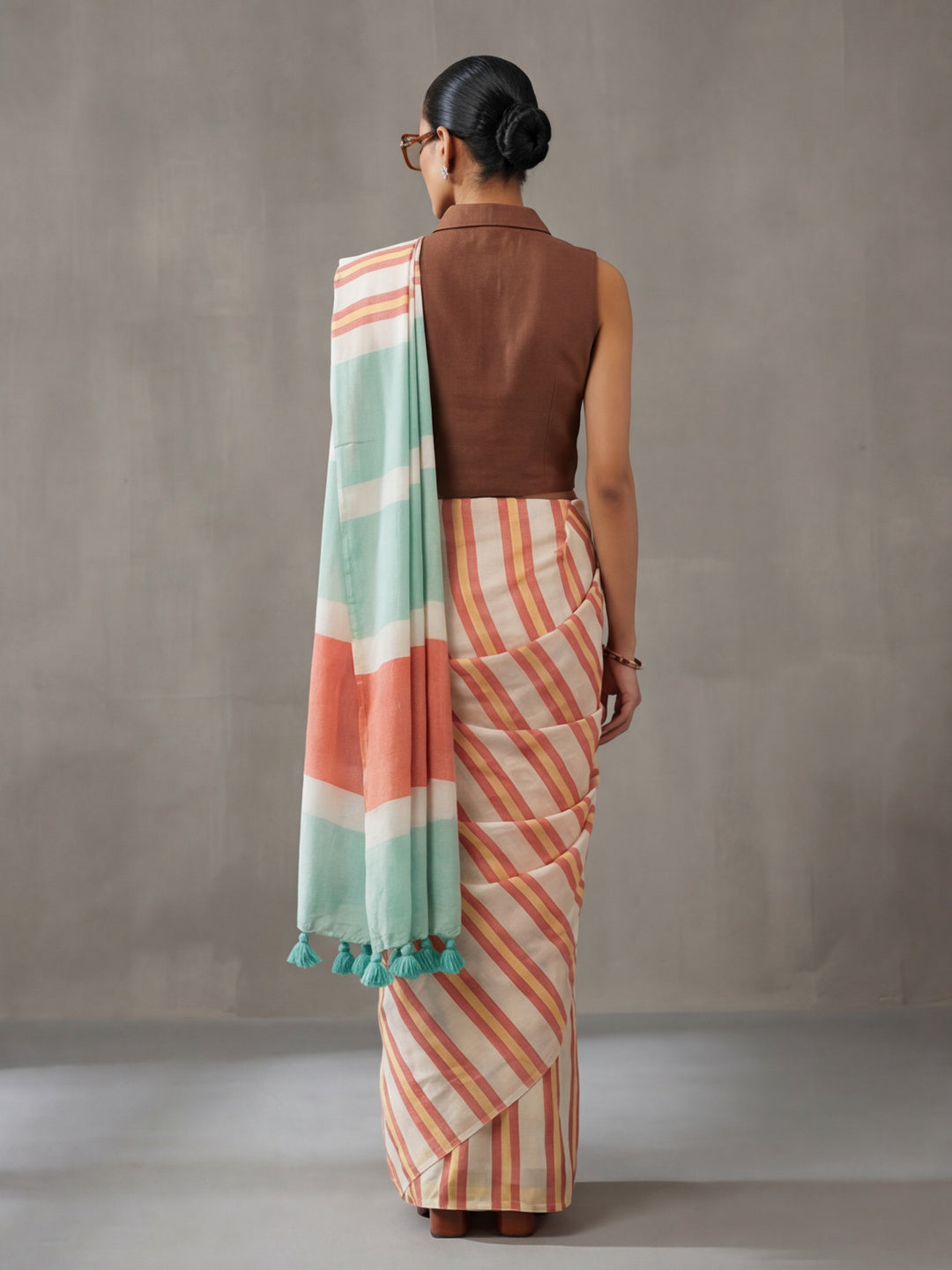 Striped Pure Linen Saree with Unstiched Blouse