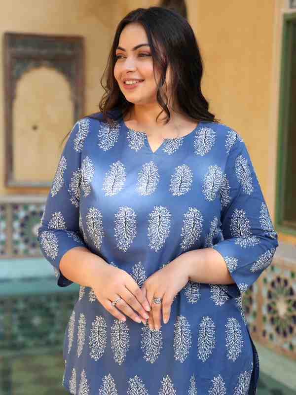 Blue Ethnic Motifs Print Short Cotton Kurta With Pajamas