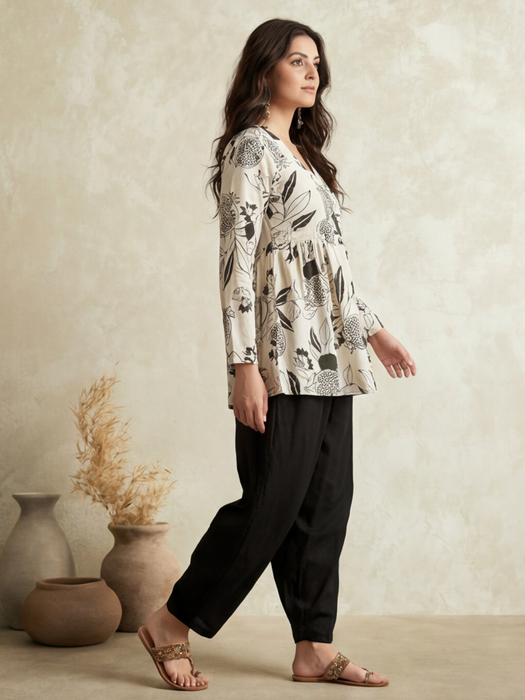 Printed Cotton Blend V-Neck Kurti