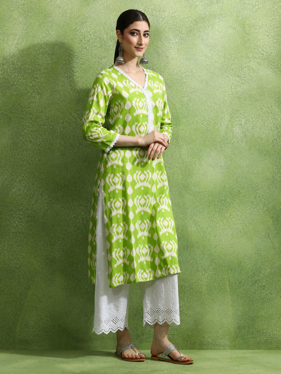 Floral Printed Straight Kurta