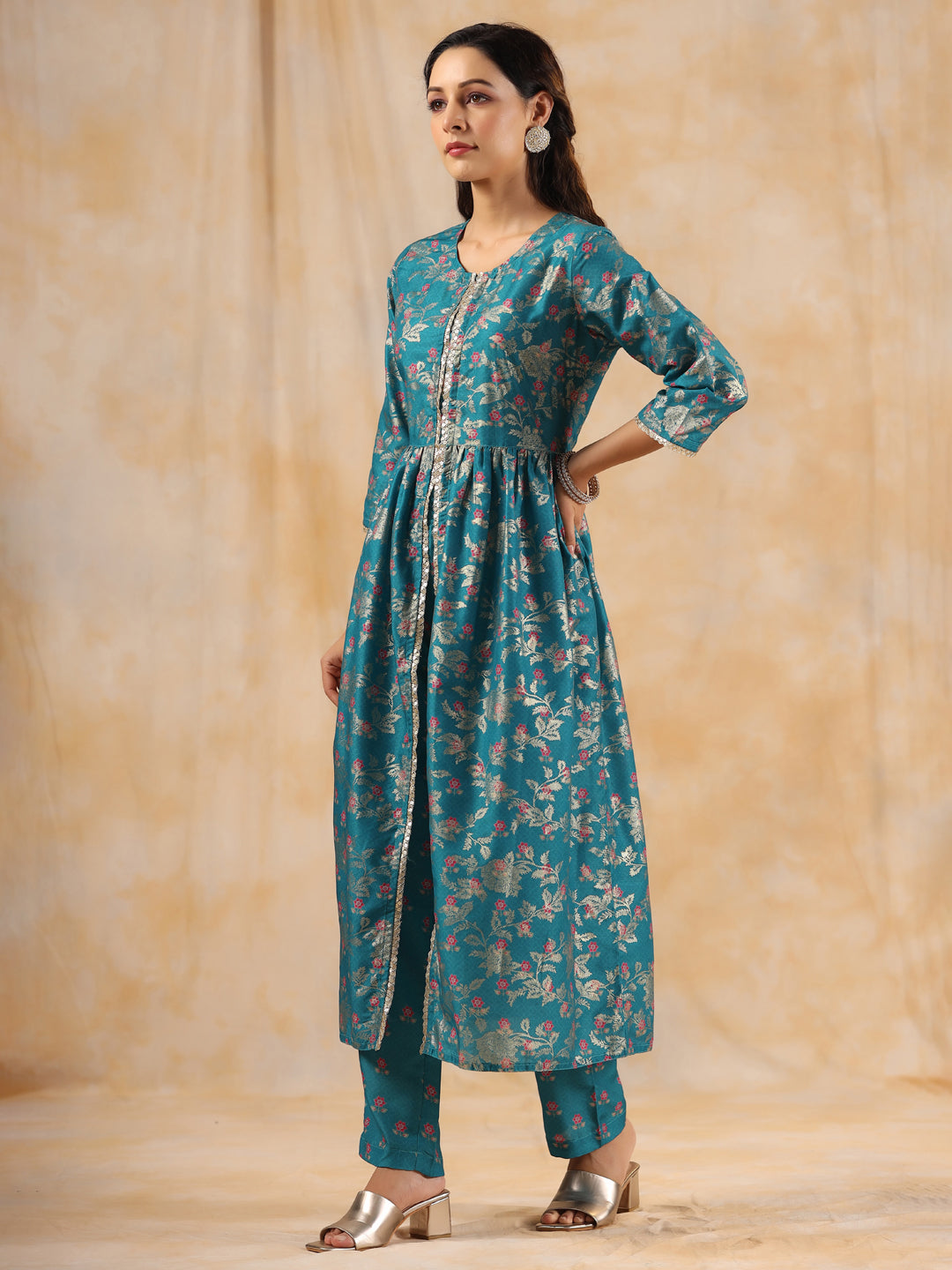 Floral Printed Teal Gathered Kurta With Pants