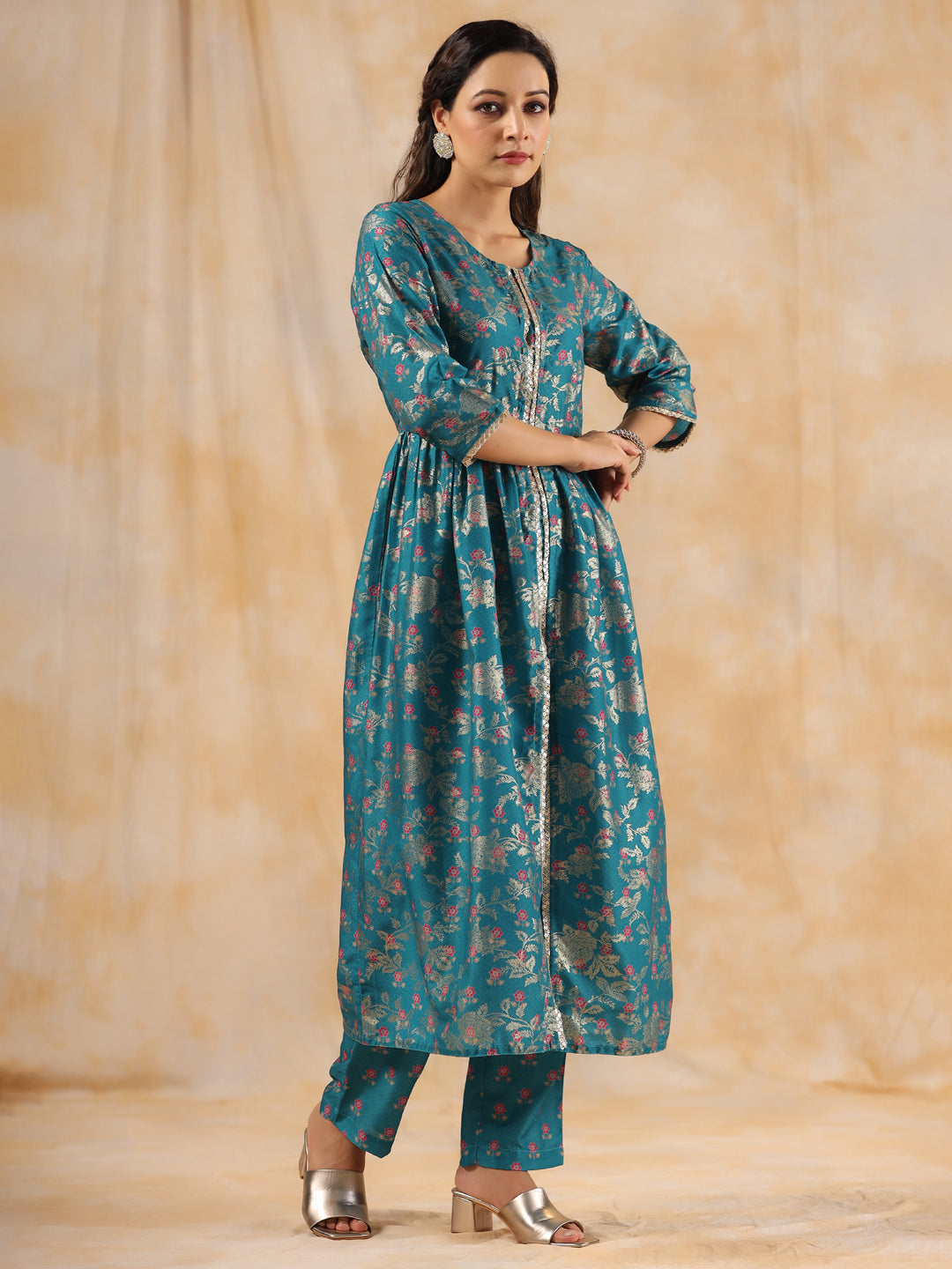 Floral Printed Teal Gathered Kurta With Pants