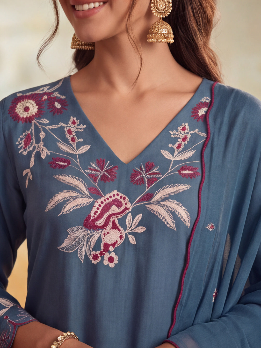 Women Floral Embroidery Grey Kurta Set with Dupatta