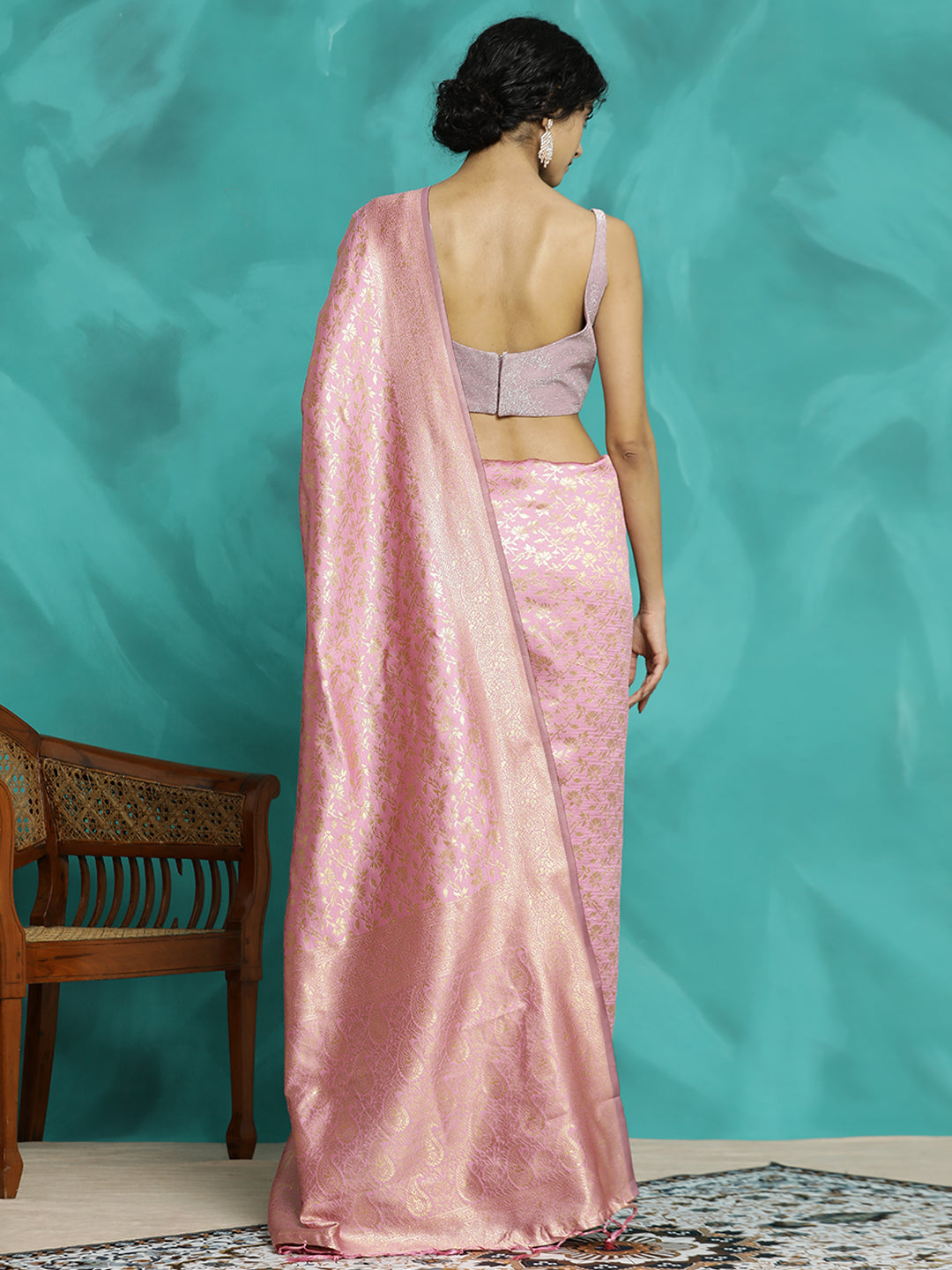 Zari Woven Design Heavy Pink Banarasi Saree