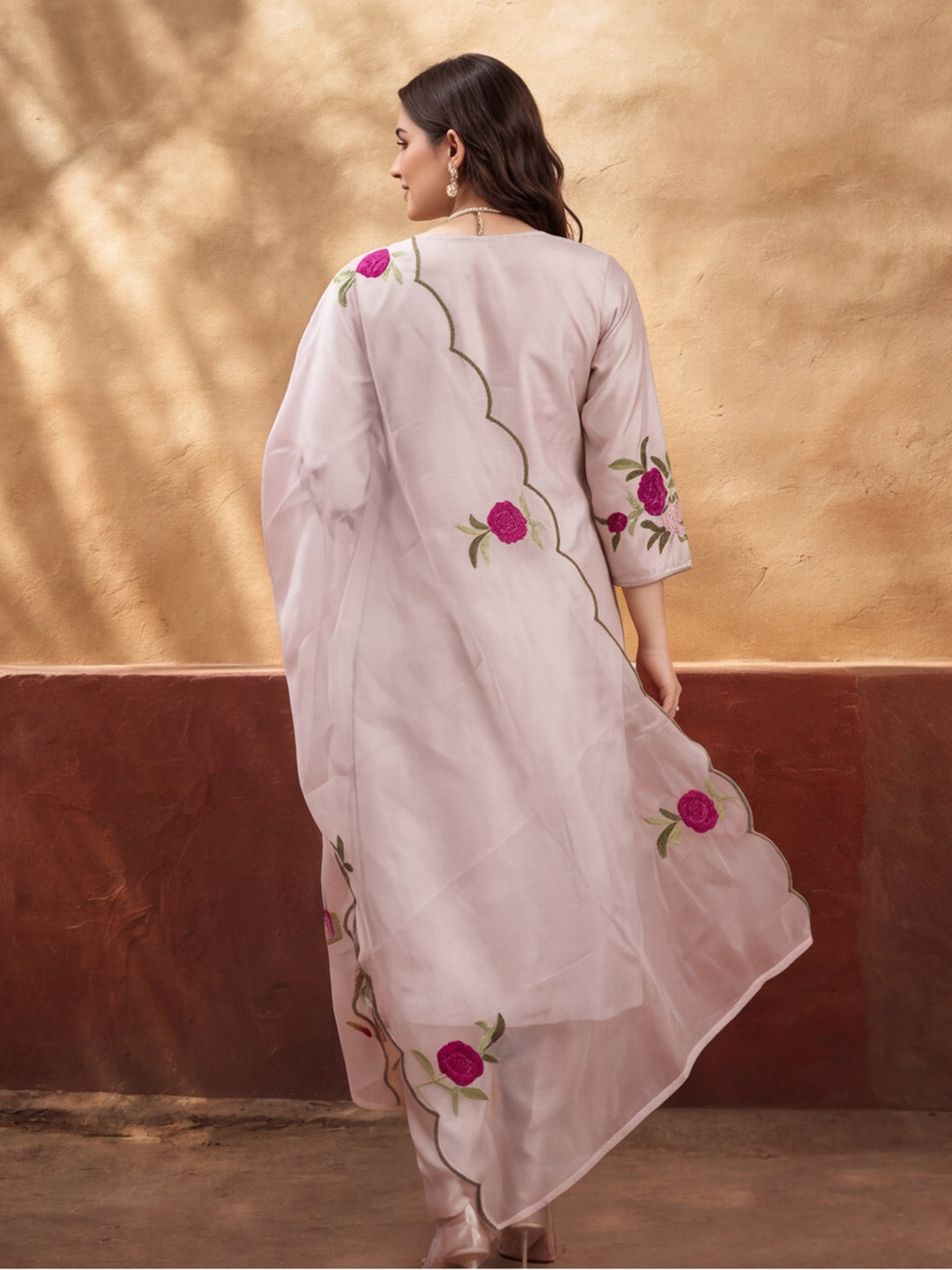 Women's Off White Floral Embroidered Kurta Set with Organza Dupatta | Ethnic Festive Wear
