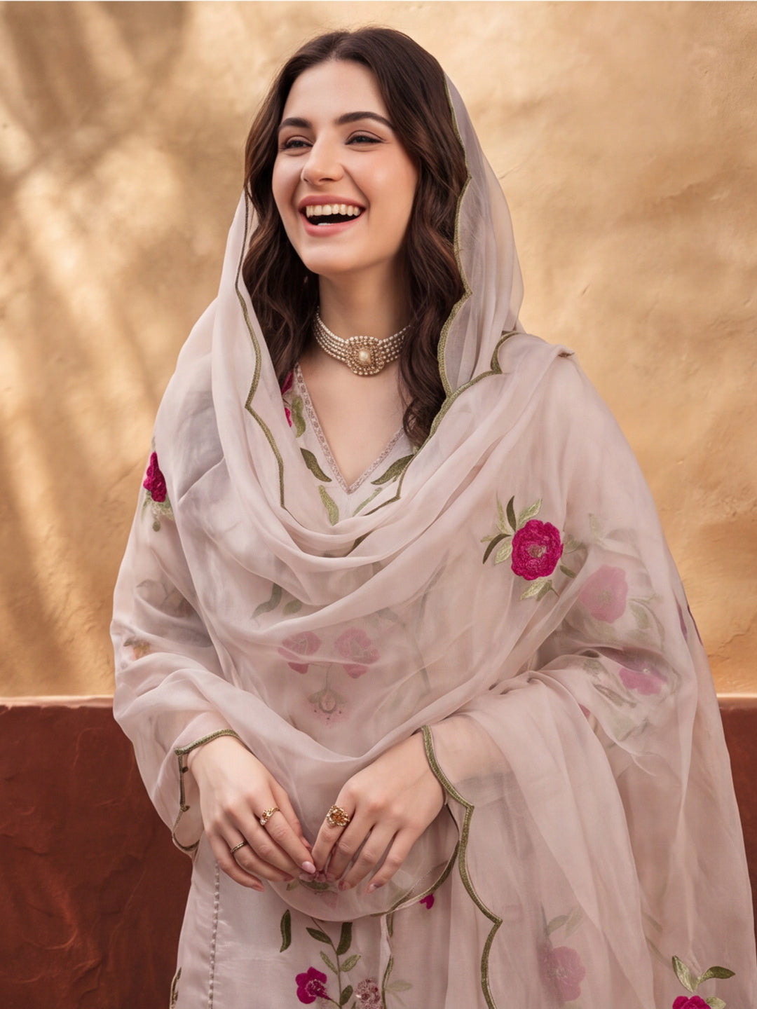 Women's Off White Floral Embroidered Kurta Set with Organza Dupatta | Ethnic Festive Wear