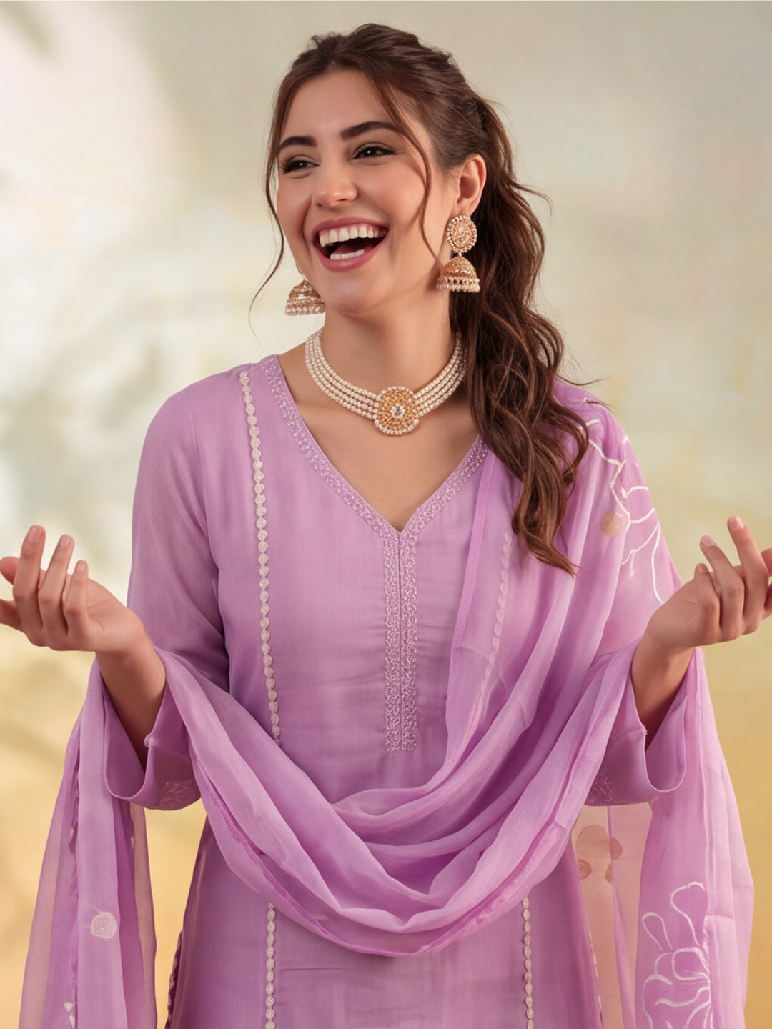 Women Floral Embroidery Lavender Kurta Set with Dupatta