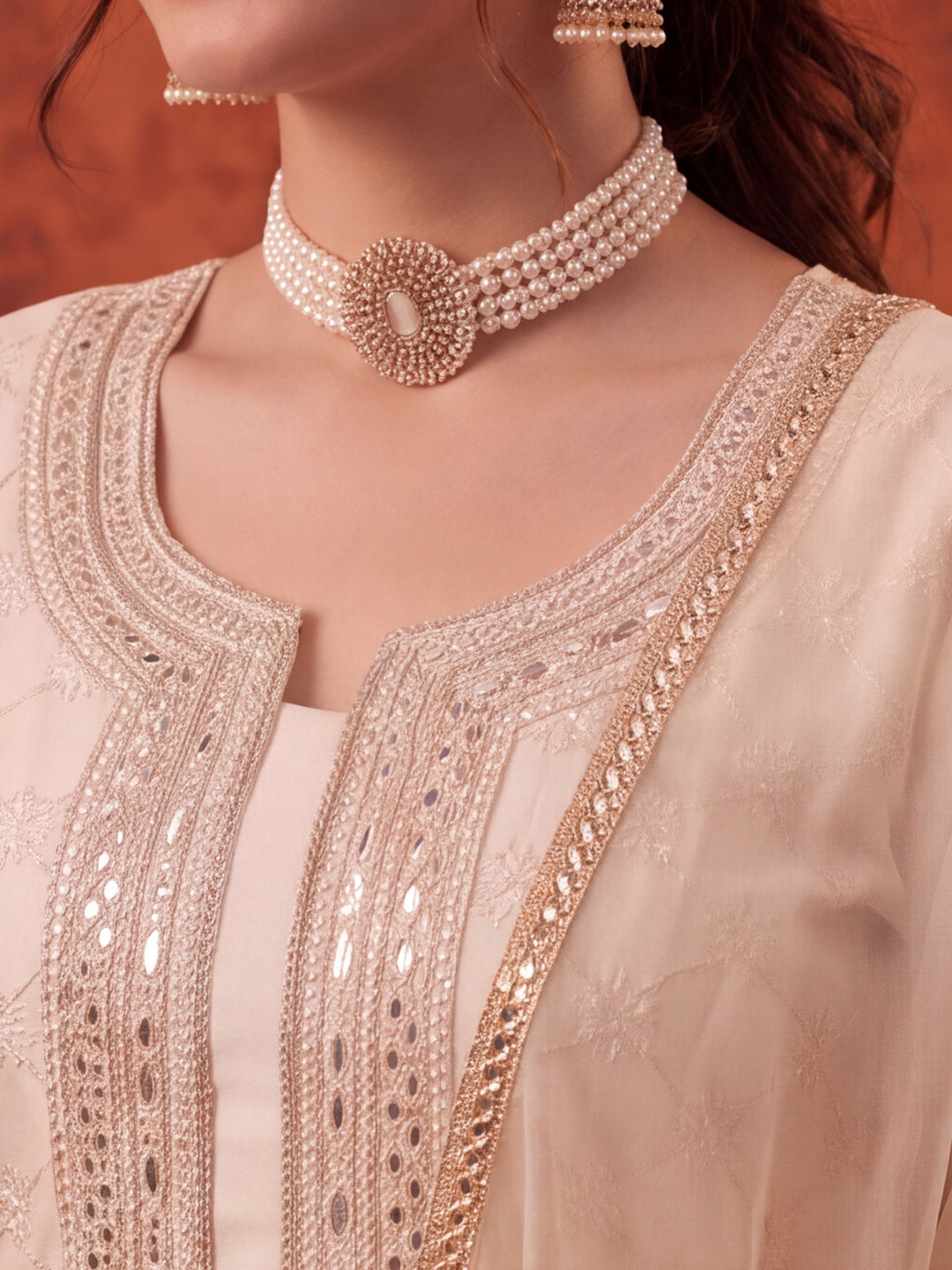 Women Embroidery Off White Kurta Set with Dupatta