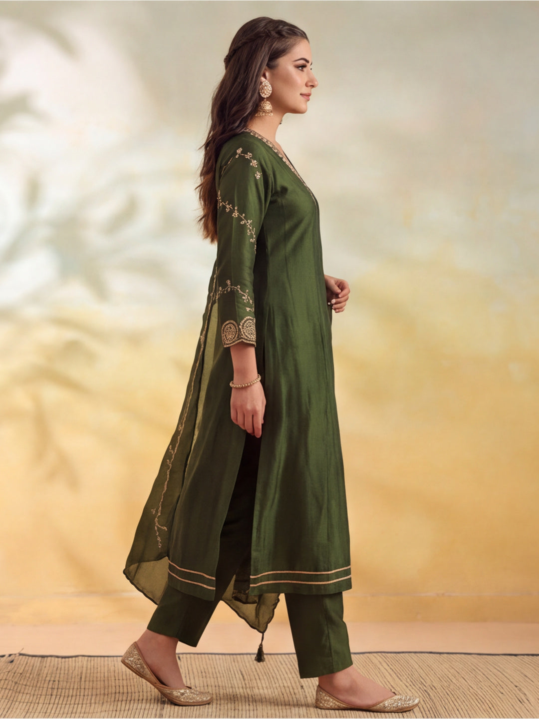 Women Embroidery Mehndi Green Kurta Set with Dupatta