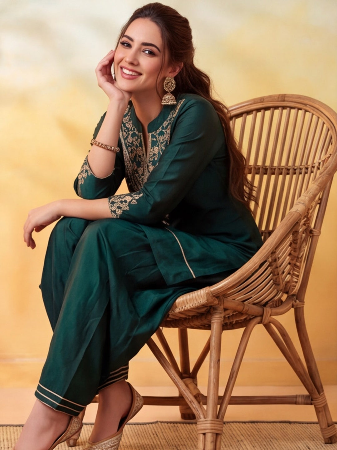 Women Embroidery Bottle Green Kurta Set with Dupatta