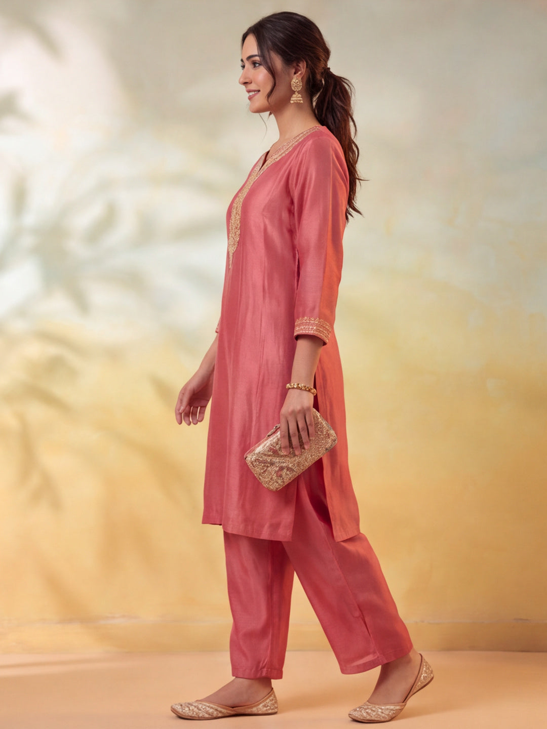 Women Embroidery Dusty Rose Kurta Set with Dupatta
