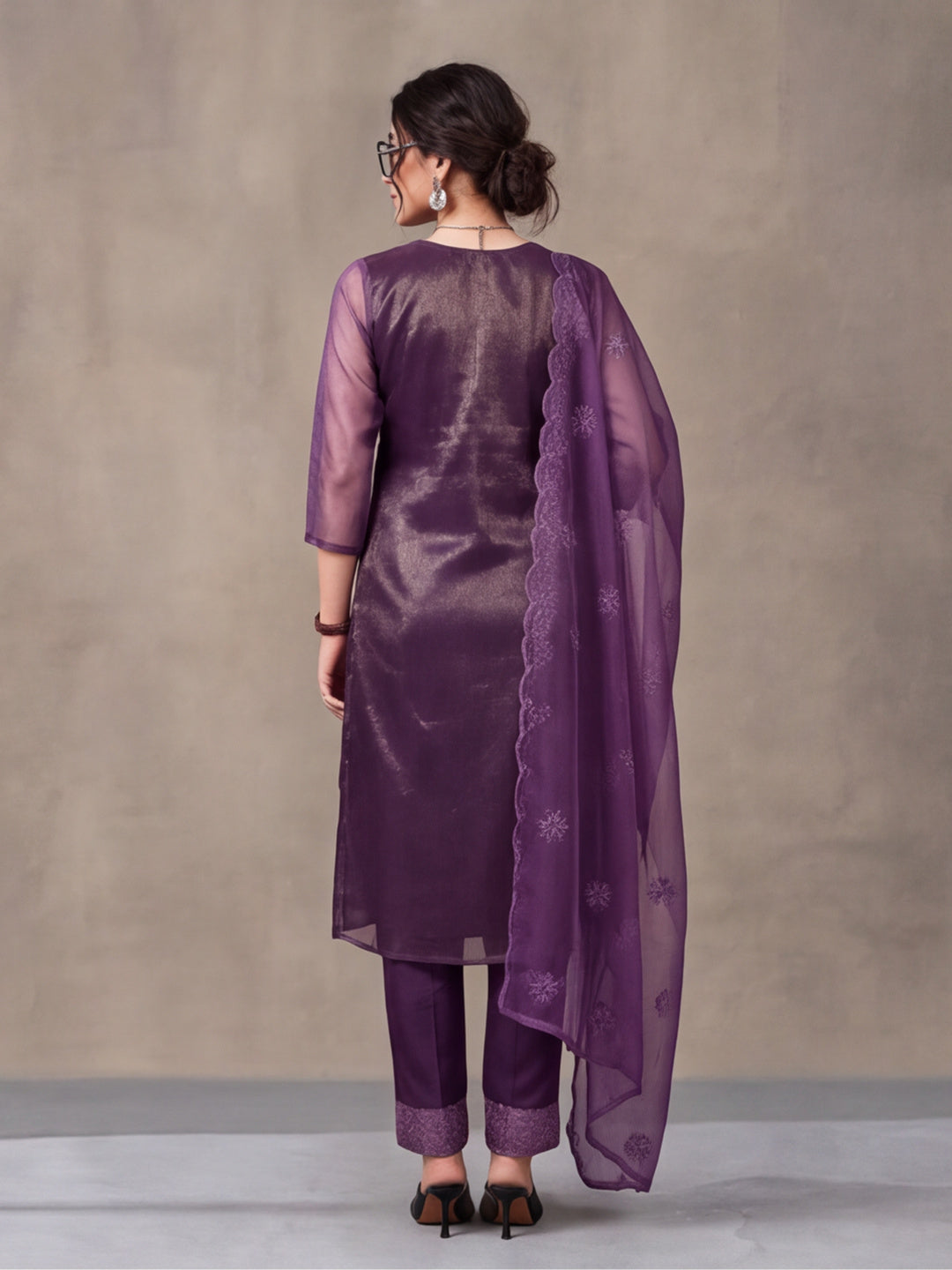 Women's Lavender Embroidered Organza Kurta Set with Dupatta | Straight Ethnic Festive Wear Suit