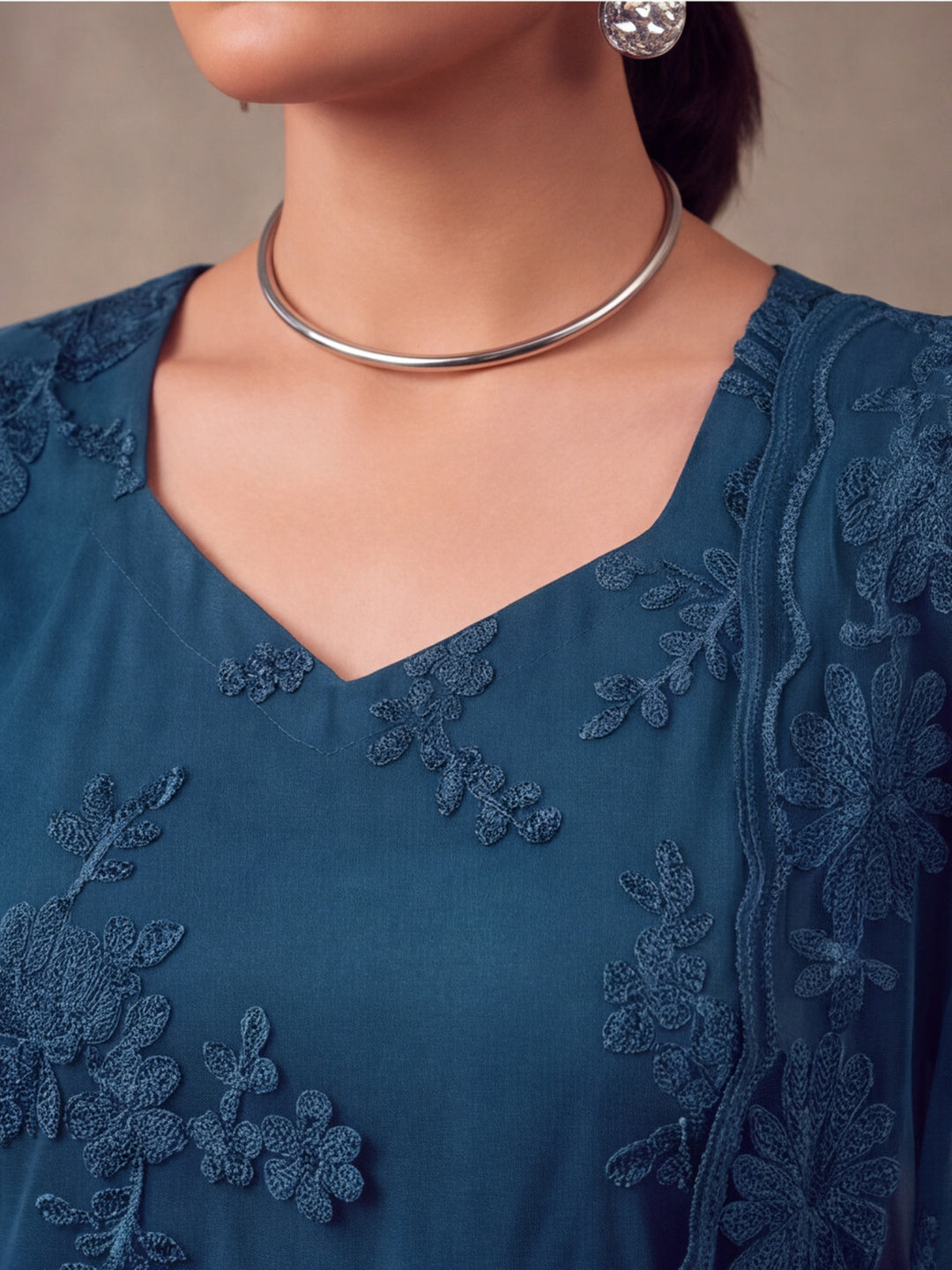 Women Floral Embroidery Teal Blue Kurta Set with Dupatta
