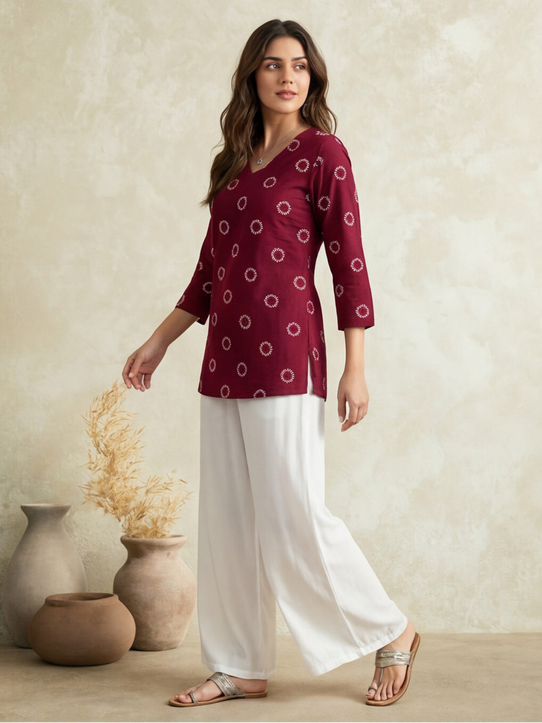 Women's V-Neck Printed Straight Three-Quarter Sleeves Cotton Short Kurti
