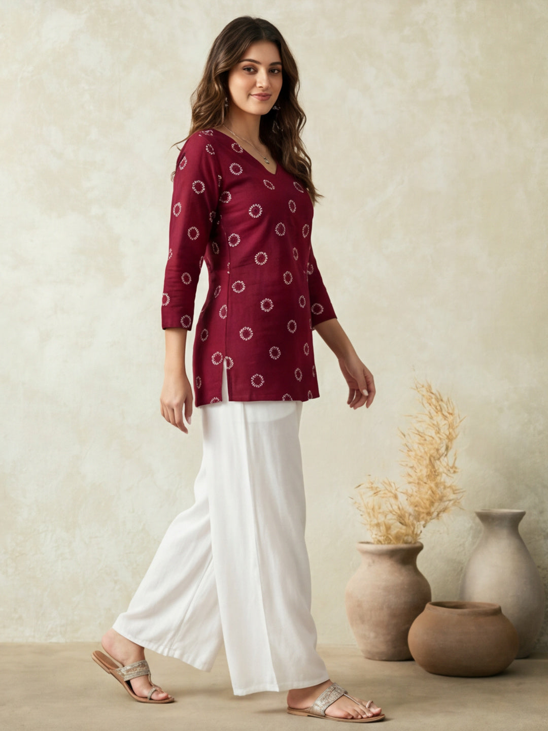 Women's V-Neck Printed Straight Three-Quarter Sleeves Cotton Short Kurti