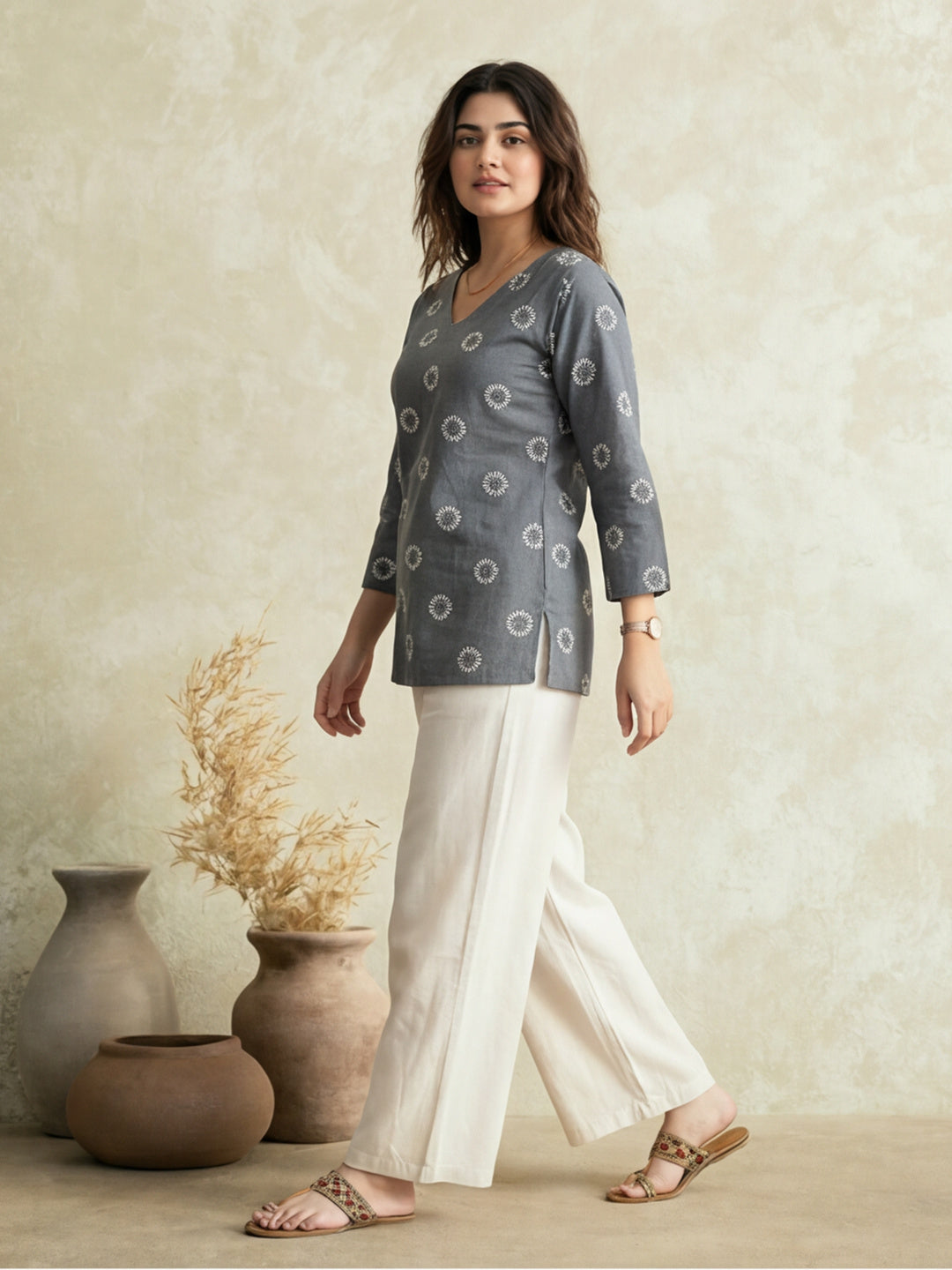Women's V-Neck Printed Straight Three-Quarter Sleeves Cotton Short Kurti