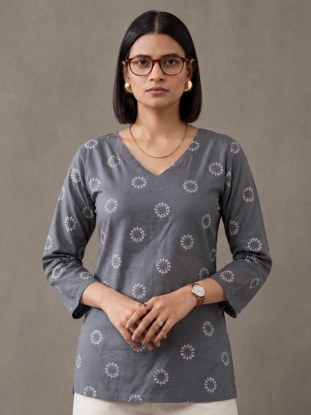 Women's V-Neck Printed Straight Three-Quarter Sleeves Cotton Short Kurti