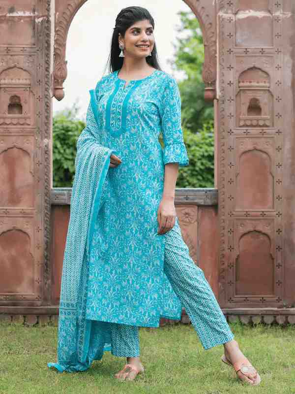 Buy Indian Ethnic Wear | Kurta & Suit Sets for Women | Jaipur Kurti