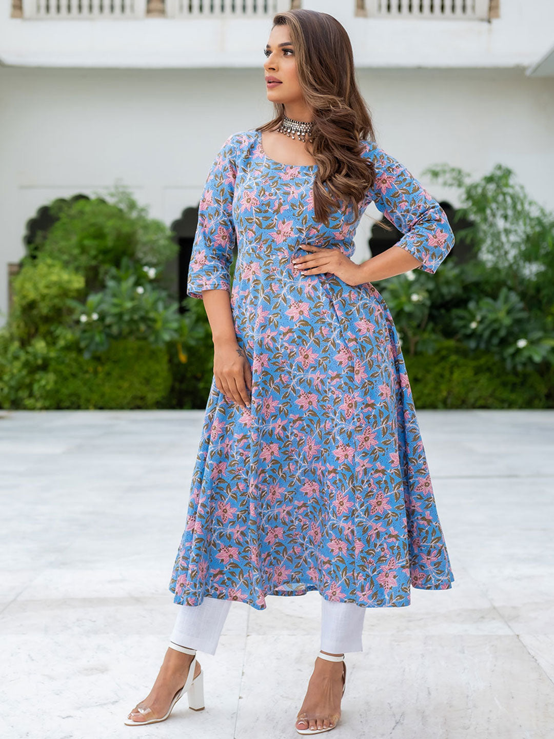 shop Fashionable printed long kurta