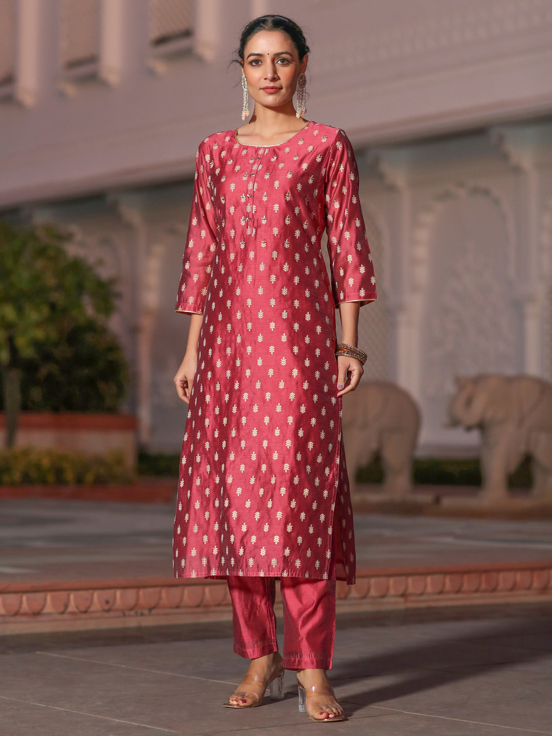 Gold Print Embellished Chanderi Red Kurta With Trousers And Kota Tissue Dupatta