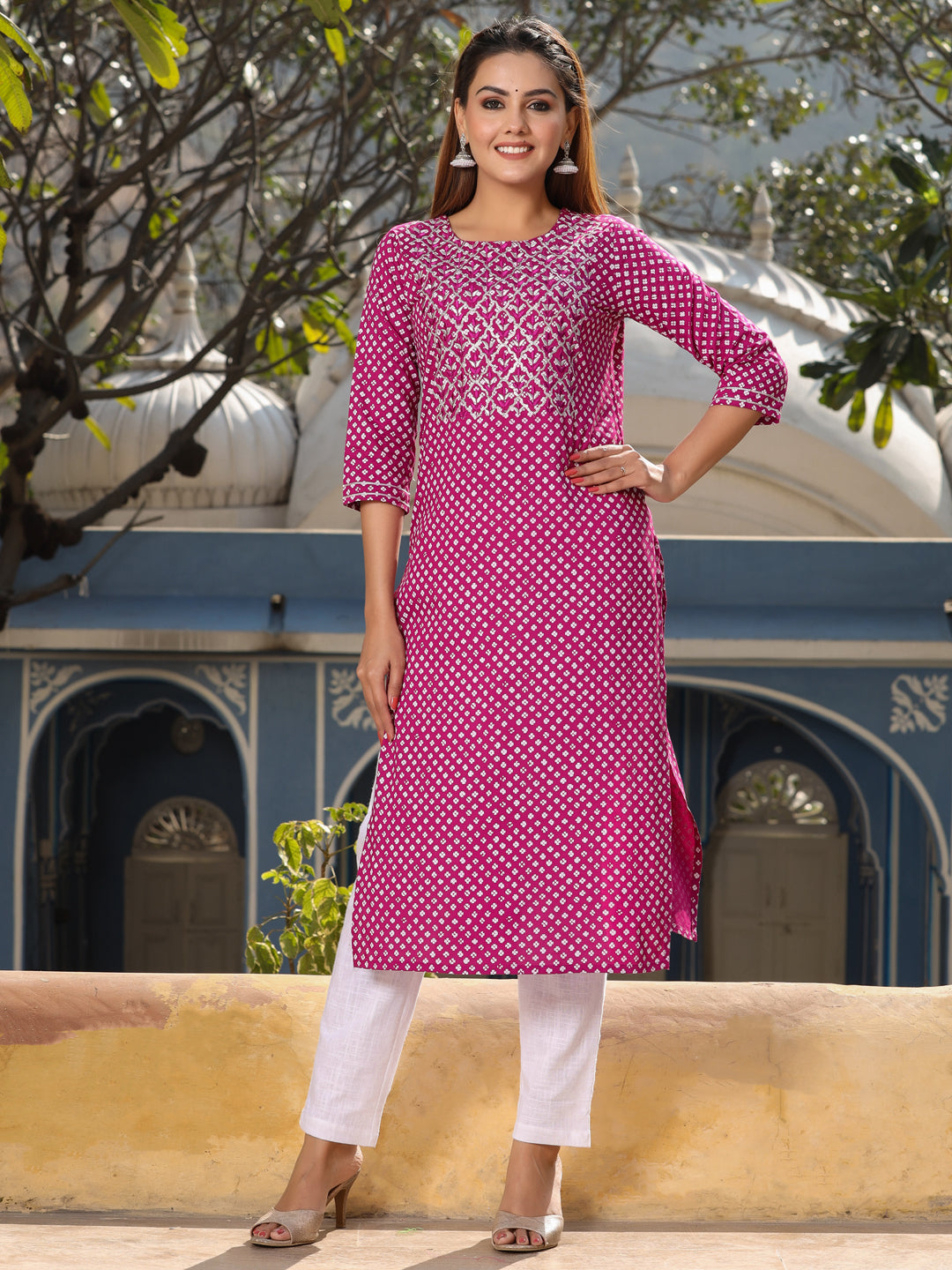 Magenta Ethnic Printed Straight Kurta With Embroidered Yoke