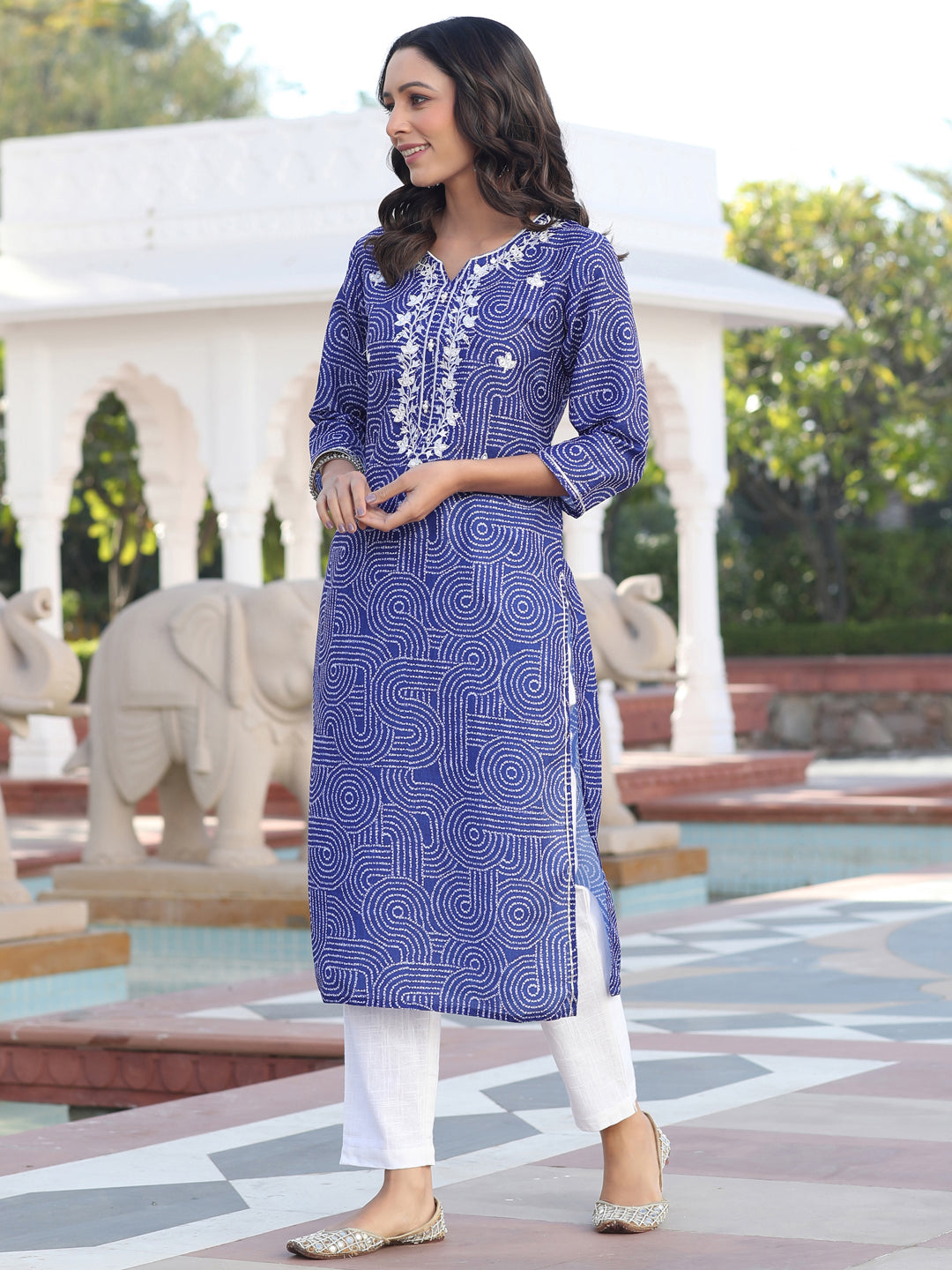 Blue Mirror Work Embroidered Muslin Straight Kurta