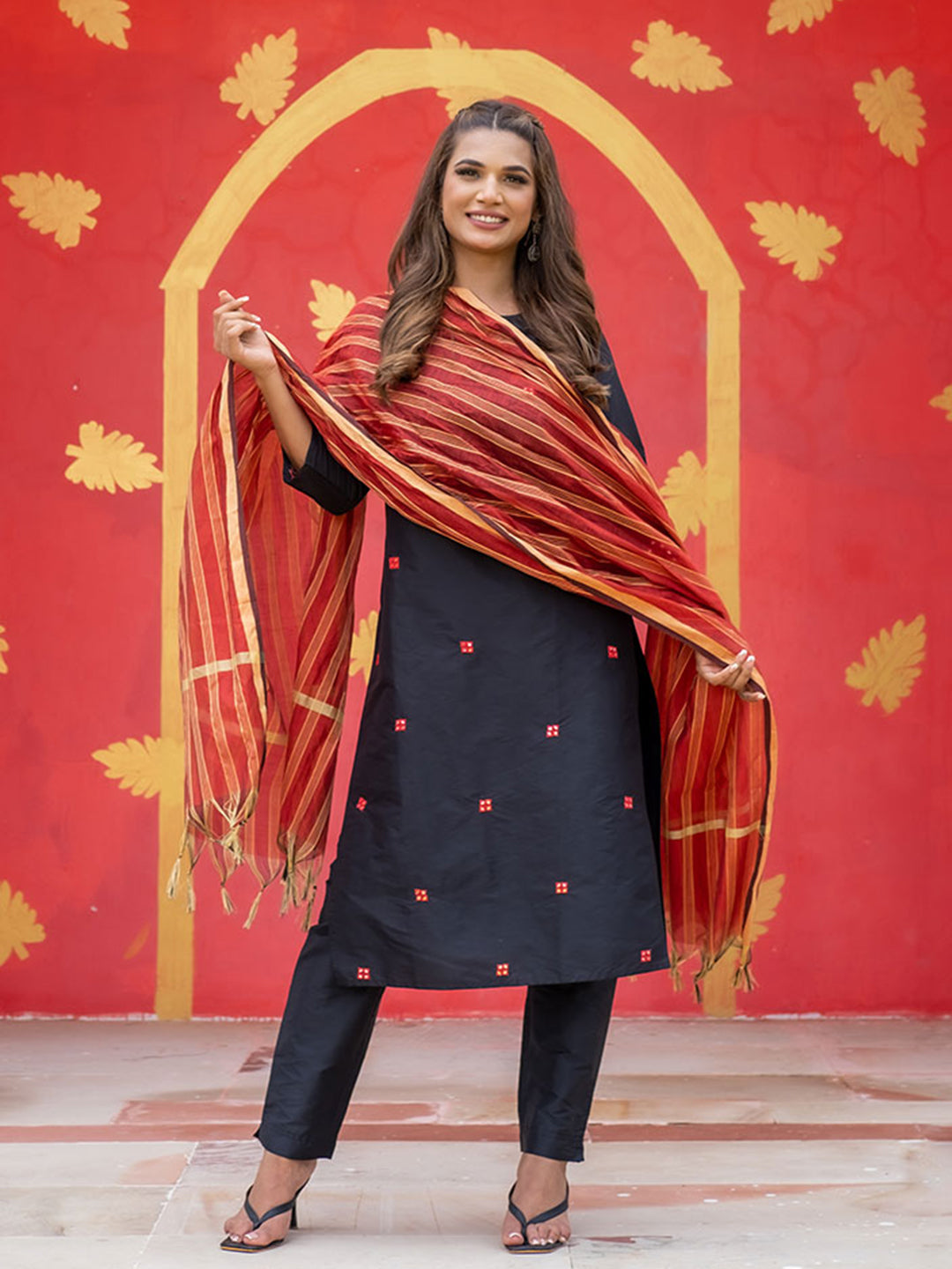 Black Solid Embroidered Silk Straight Kurta With Pants & Dupatta