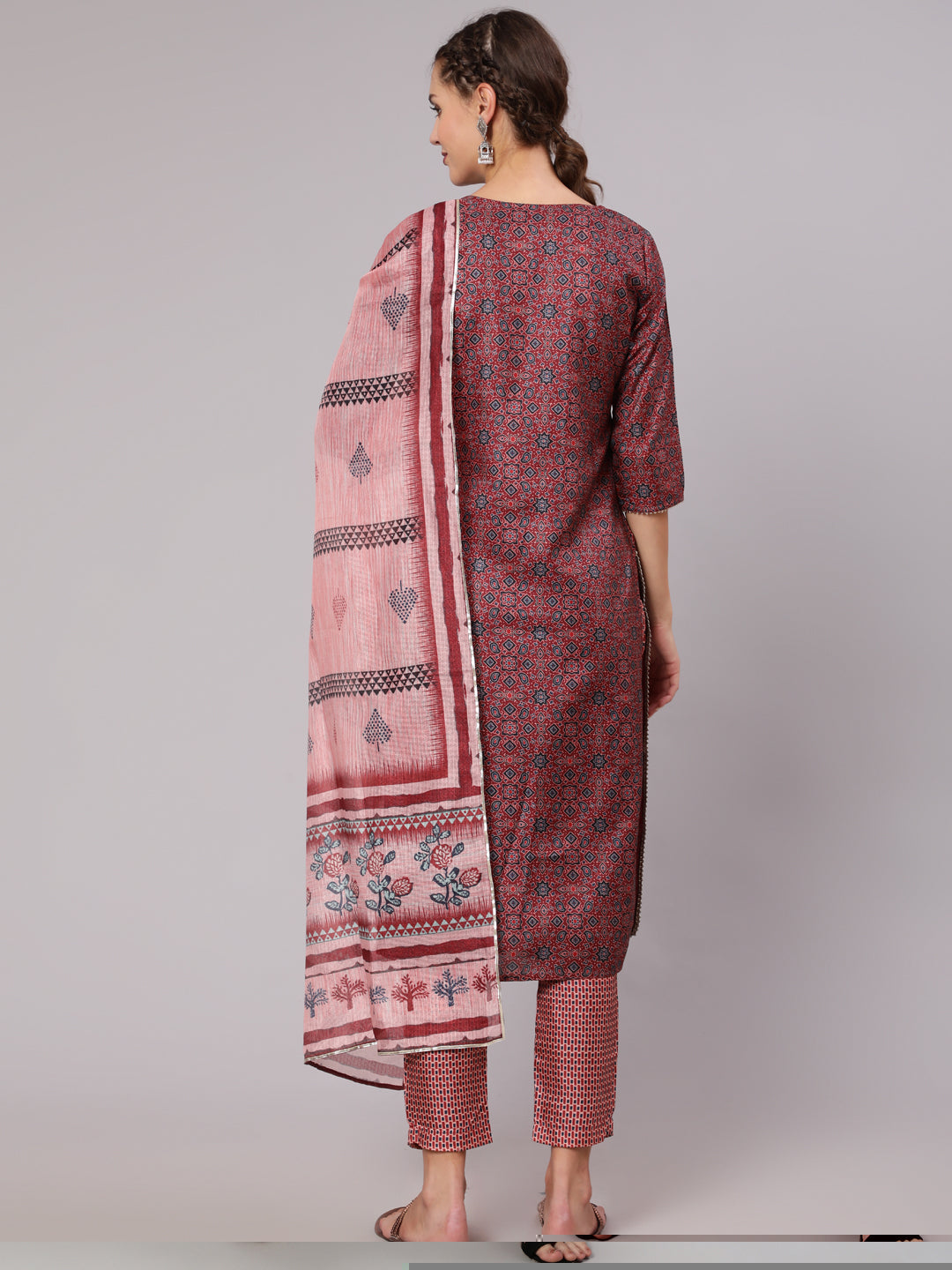 Maroon Silk blend Embroidered printed straight kurta with printed pant & kota doriya dupatta