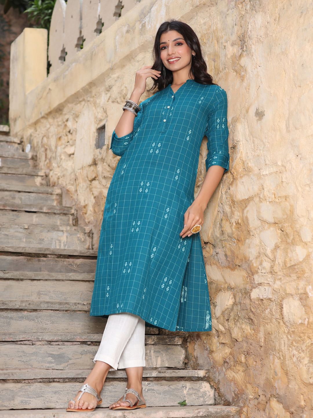 Blue kurta with checks print